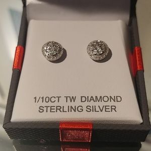Brandnew Diamond earrings